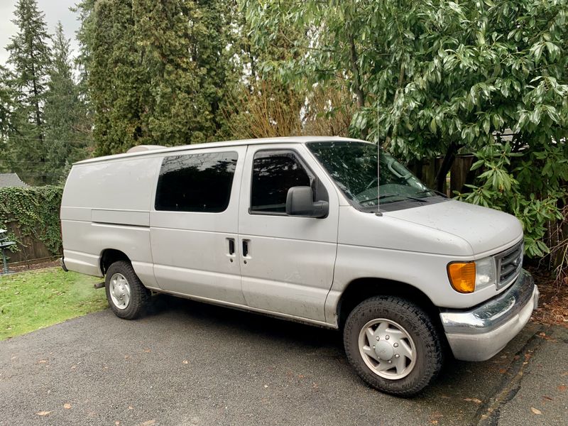 Picture 3/23 of a 2003 Ford E-250 for sale in Everett, Washington