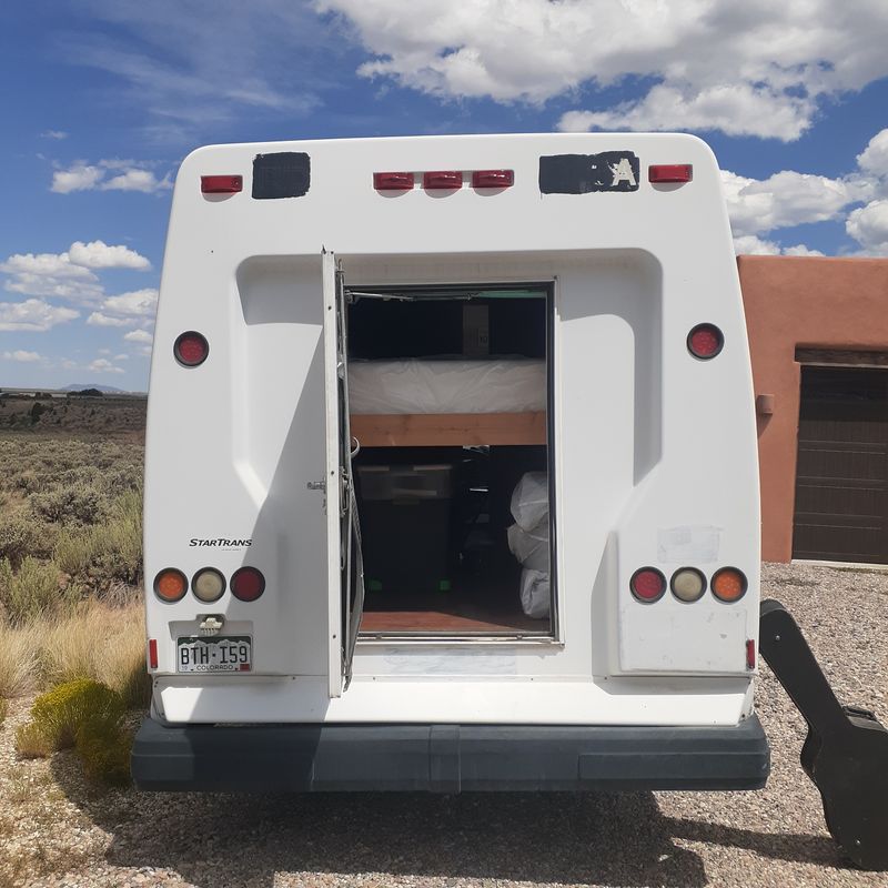 Picture 4/15 of a 2007 Ford e450 Super Duty for sale in Ranchos De Taos, New Mexico