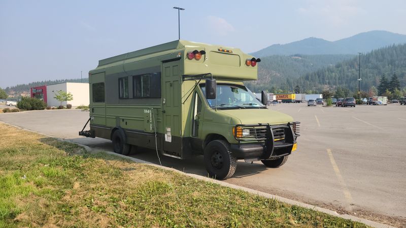 Picture 4/40 of a 2006 Off Grid Diesel Solar Adventure Rig for sale in Independence, Louisiana