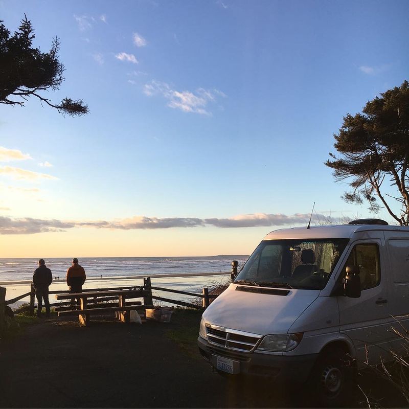 Picture 3/18 of a 2006 Dodge Sprinter Van for sale in Olympia, Washington