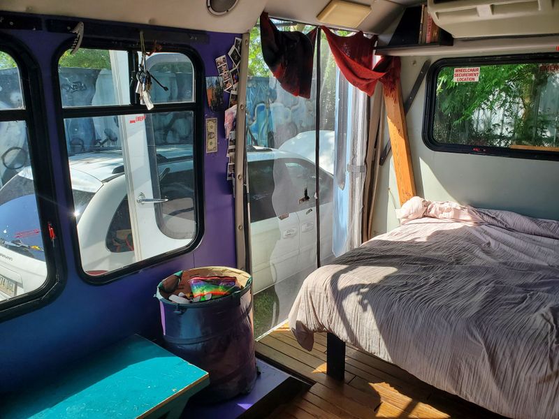 Picture 5/14 of a E350 Renovated Shuttle Bus Bedroom Home for sale in New Orleans, Louisiana