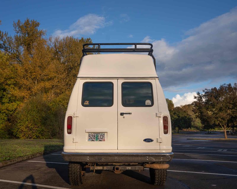 Picture 4/15 of a 1989 Ford E350 High Top Diesel Van  for sale in Dundee, Oregon