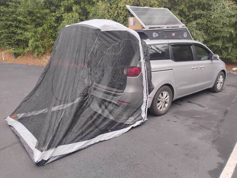 Picture 3/18 of a 2018 Kia Sedona for sale in Atlanta, Georgia