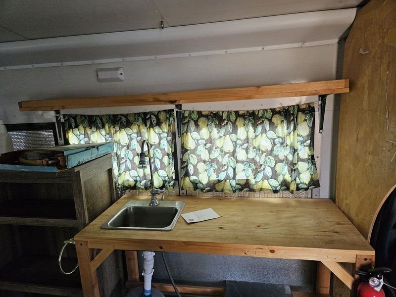 Picture 2/9 of a 2009 Chevy Express 3500 van front  for sale in Hesperia, California