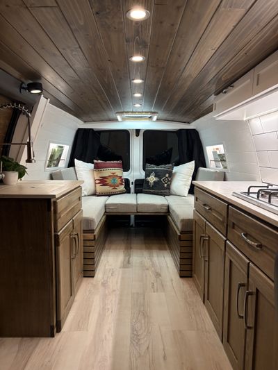 Photo of a Camper Van for sale: All Wheel Drive 2006 Chevy express 1500