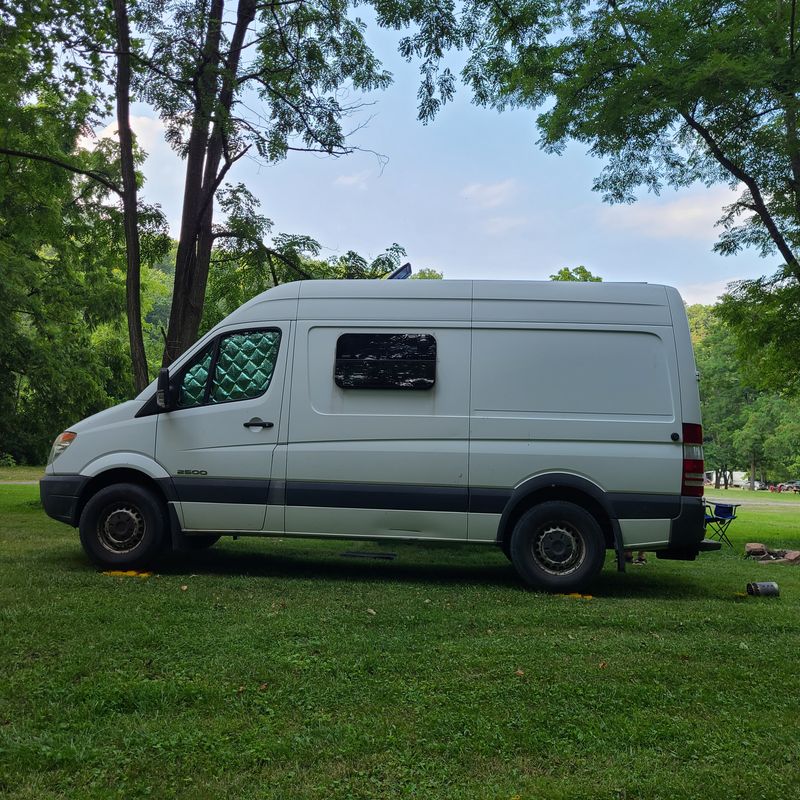 Picture 3/16 of a 2008 Dodge Sprinter Camper Van for sale in Baltimore, Maryland