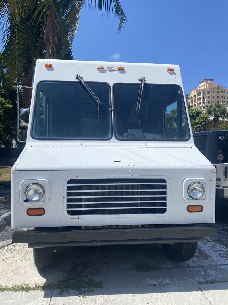 Picture 5/29 of a 1986 Ford Breadtruck stepvan for sale in Fort Lauderdale, Florida