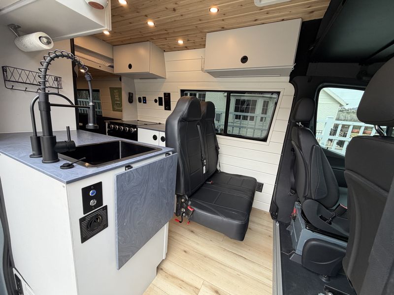 Picture 5/21 of a 2022 Mercedes Sprinter 170 4x4 Luxury Camper Van! for sale in Salt Lake City, Utah