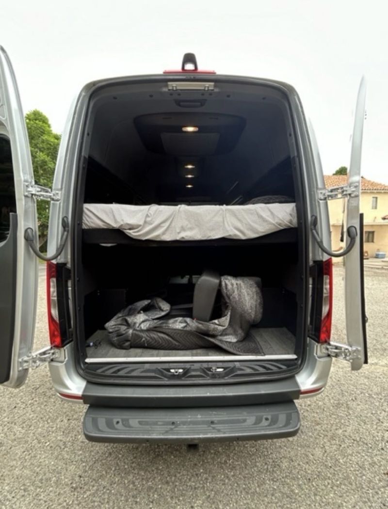 Picture 5/8 of a 2019 Mercedes Sprinter 4x4 for sale in Costa Mesa, California
