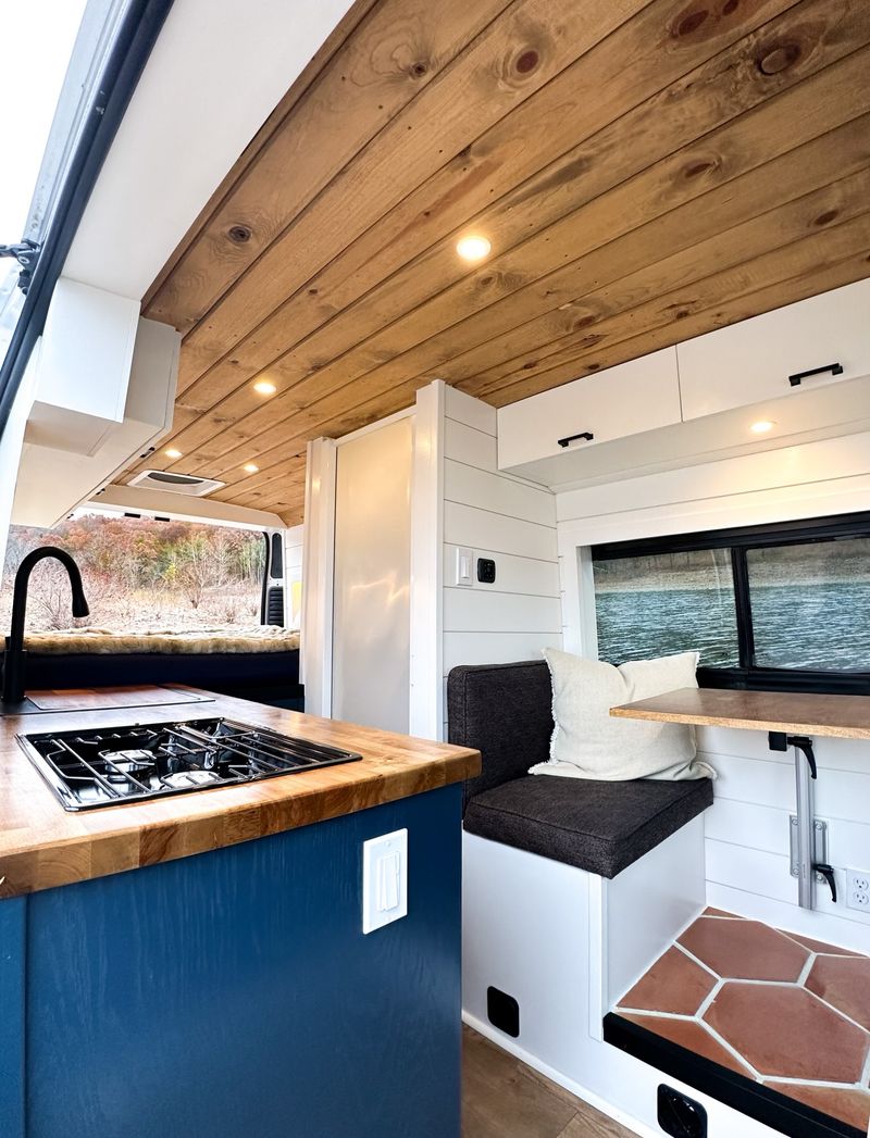 Picture 1/16 of a Luxury Adventure – Off-Grid AC/Heat, Tons of Power for sale in Kansas City, Missouri
