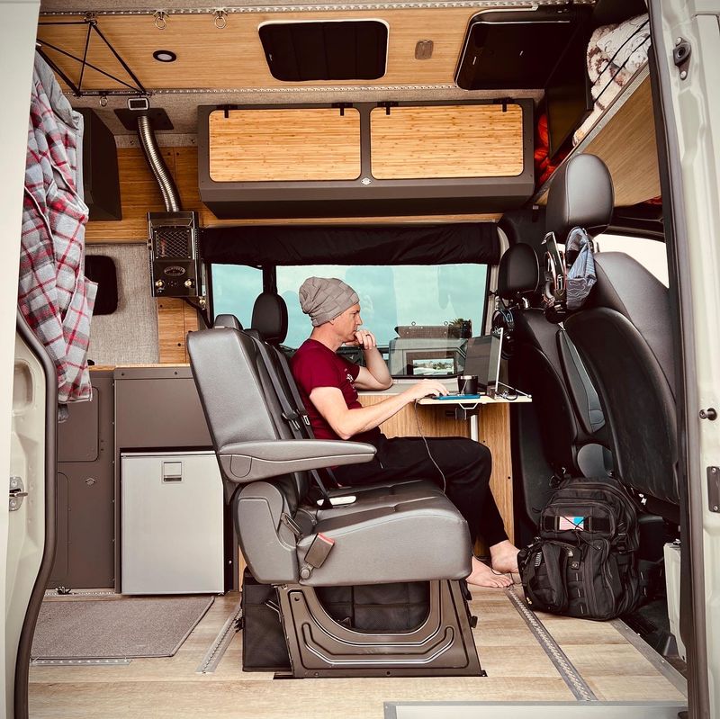 Picture 3/20 of a PRE-SALE 2022 4x4 Luxury Sprinter Traveler Sleeps/seats 5 for sale in San Clemente, California