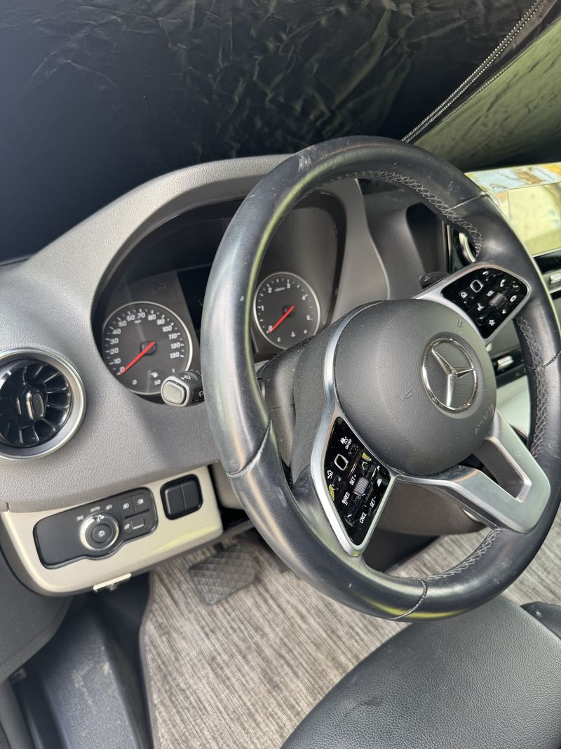 Picture 5/62 of a Thor Sprinter for sale in Highland, California