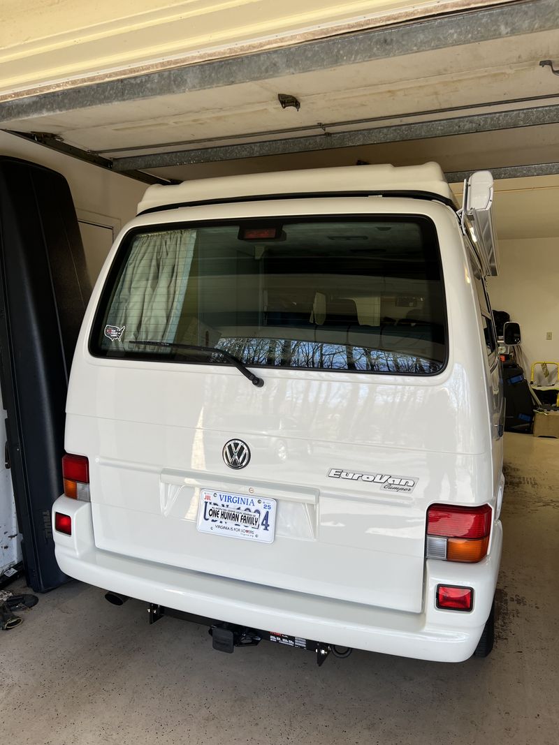 Picture 4/27 of a 2002 VW Eurovan full camper for sale in Reston, Virginia