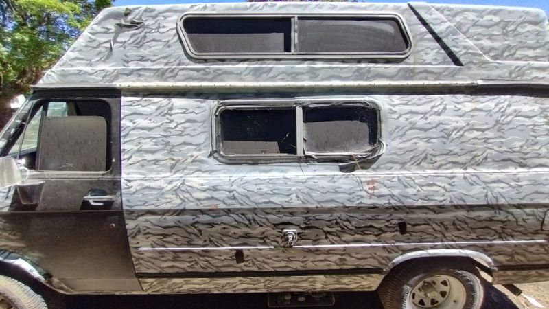 Picture 2/8 of a 1987 Chevy conversion van , custom interior for sale in Portland, Oregon