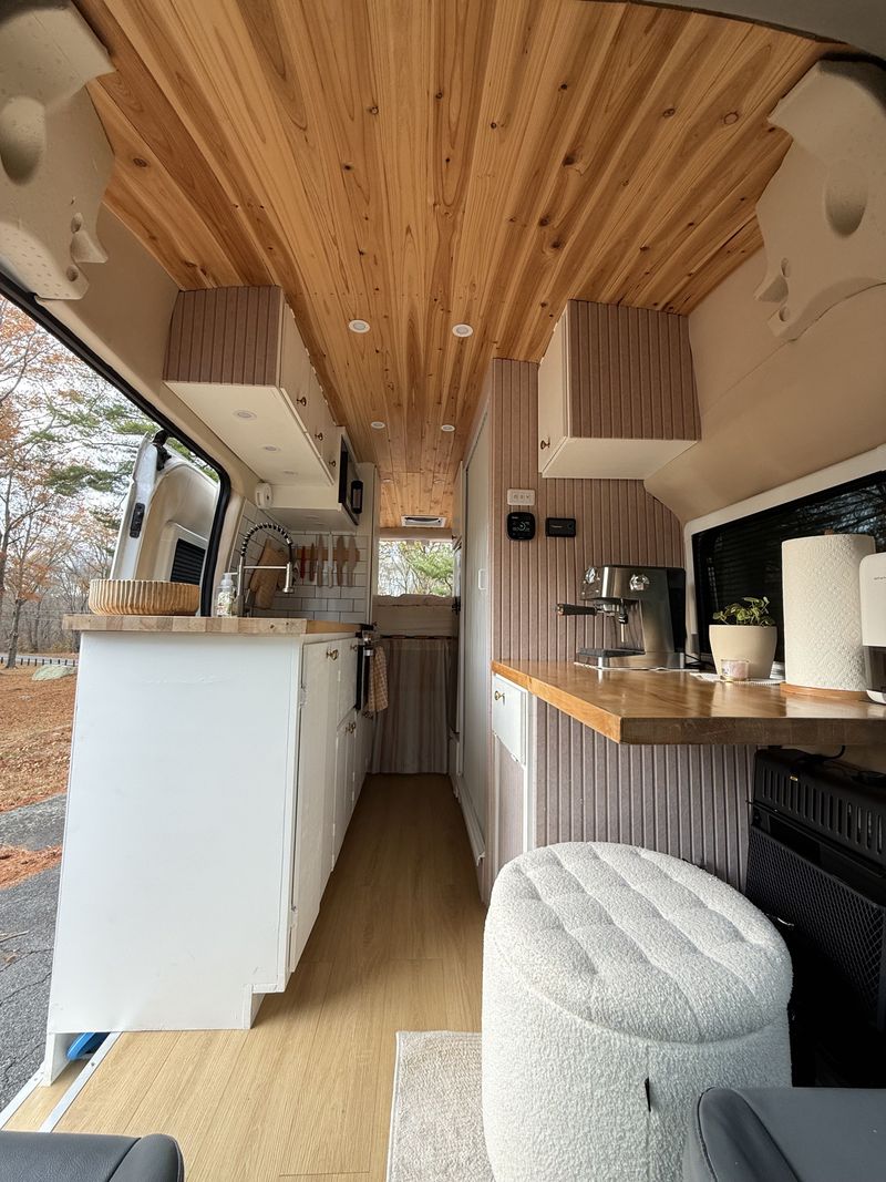 Picture 5/18 of a Fully Off-Grid Ford Transit for sale in Chicago, Illinois