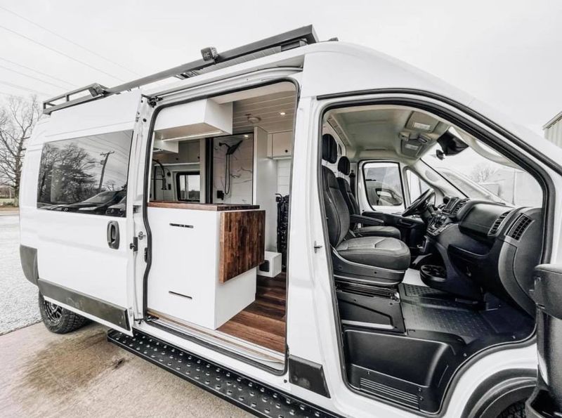 Picture 4/5 of a Elegant 2022 Ram ProMaster 2500 (Only 3,129 Miles) for sale in Albany, California