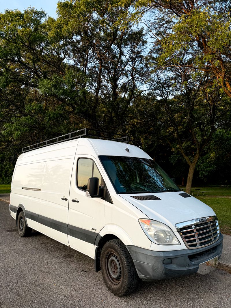 Picture 3/12 of a Converted 2011 Freightliner Sprinter for sale in Detroit, Michigan