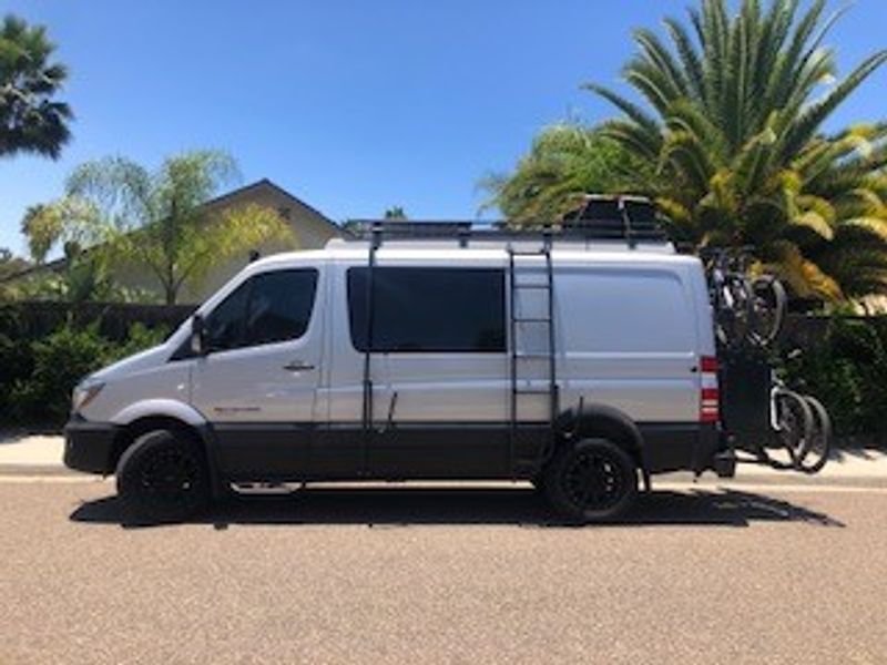 Picture 4/38 of a 2015 2WD Sprinter with Pop Top for sale in San Diego, California