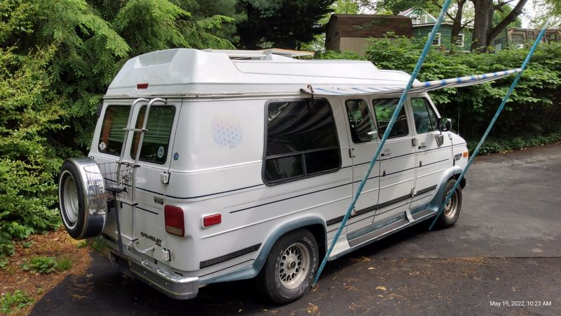 Camper Van For Sale: 94' Chevy G20 HiTop Campervan