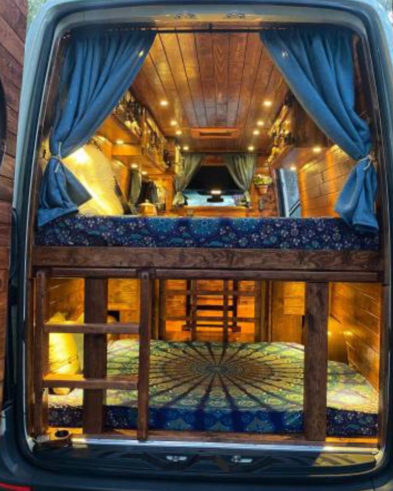 Picture 2/11 of a 2021 Extended Roof 2500 S Mercedes Sprinter Van for sale in Los Angeles, California