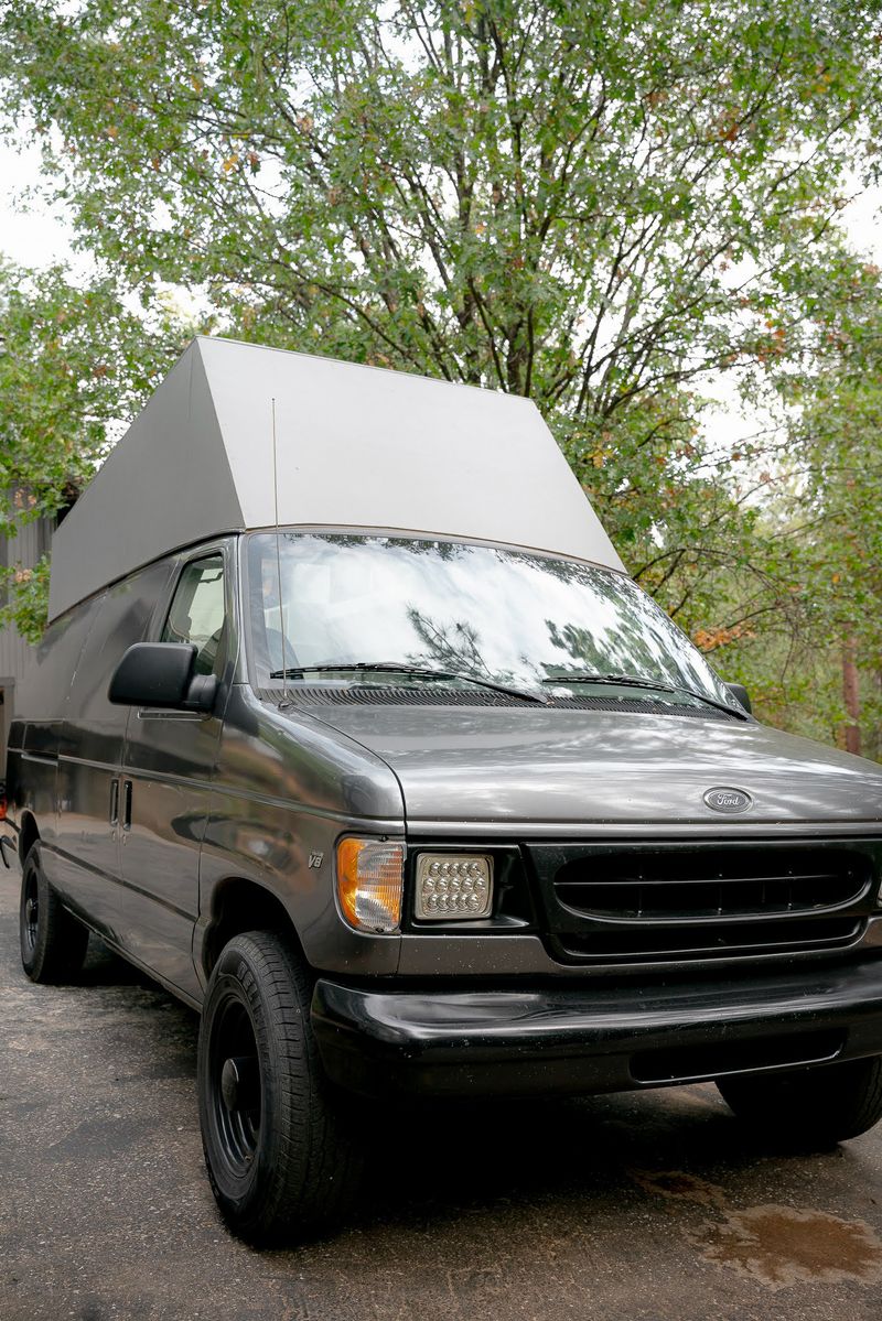 Picture 2/7 of a 1998 E-350 extended for sale in Auburn, California