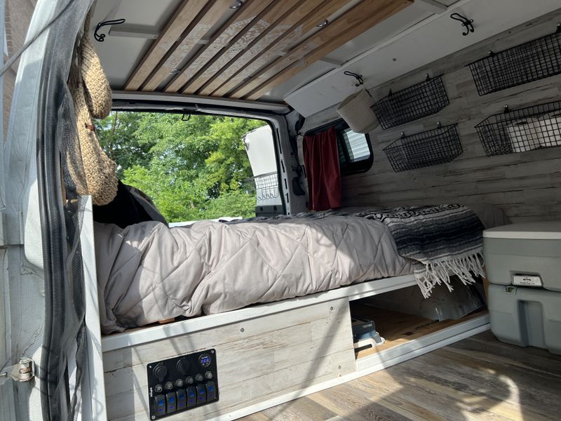 Picture 3/29 of a 2011 GMC Savanna Conversion Van for sale in Clarksville, Tennessee