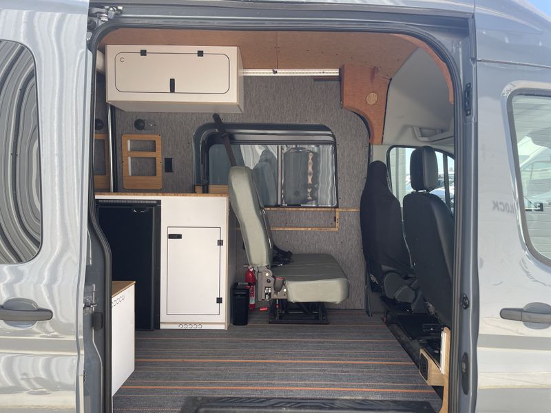 Picture 5/33 of a 2022 Transit AWD 148 ext built by the VLC for sale in Hood River, Oregon