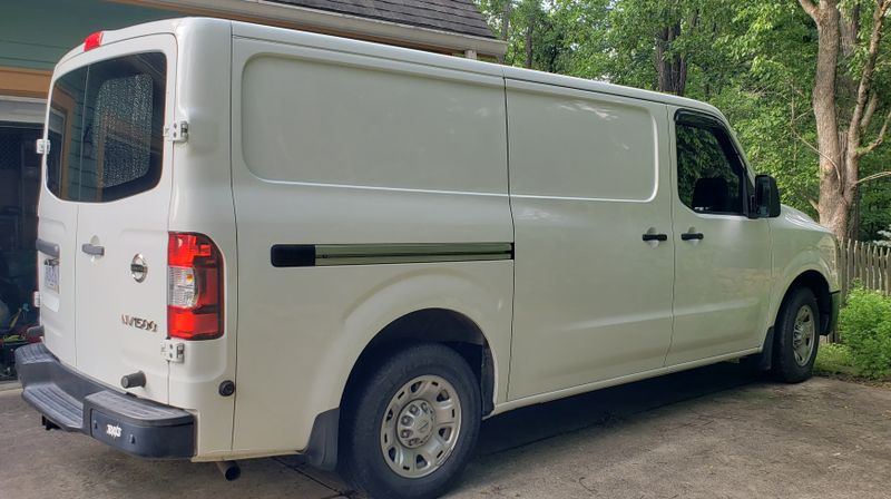 Picture 1/10 of a 2017 Nissan NV 1500 for sale in Waynesville, Ohio