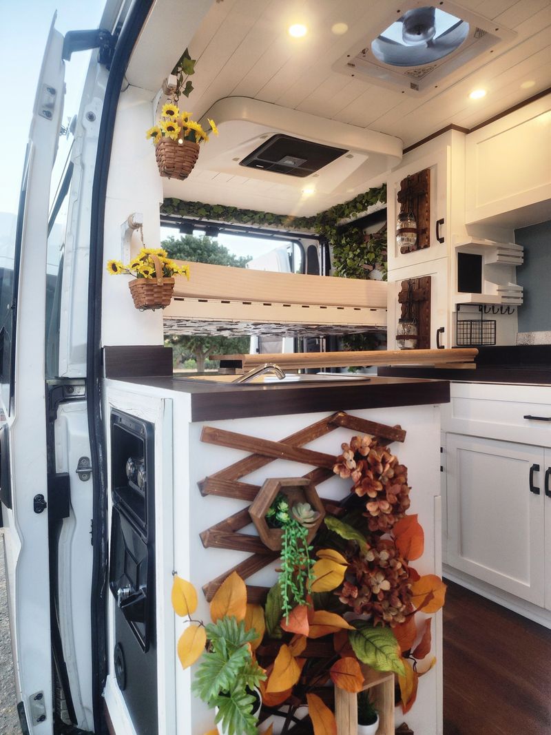 Picture 4/45 of a Ram promaster 1500 High Roof Cargo Van for sale in San Francisco, California