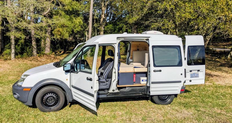 Picture 5/27 of a 2013 Ford Transit Connect 49K miles for sale in Kill Devil Hills, North Carolina