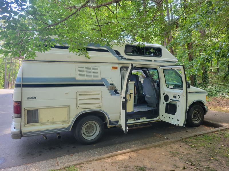 Picture 3/43 of a 1995 Ford E250 Coachmen Class B RV/Converted Camper Van for sale in Charlotte, North Carolina