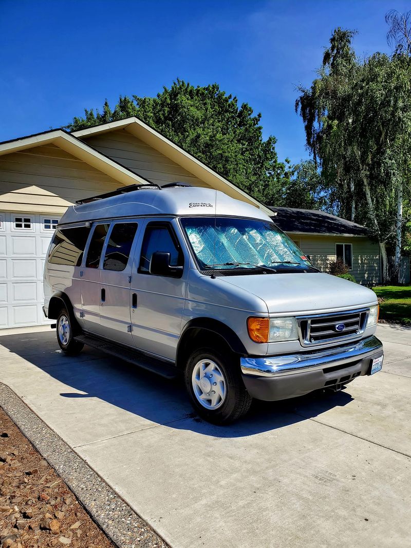 Picture 2/33 of a 2006 E-350 Colorado Camper Van Pop Top Penthouse for sale in Richland, Washington