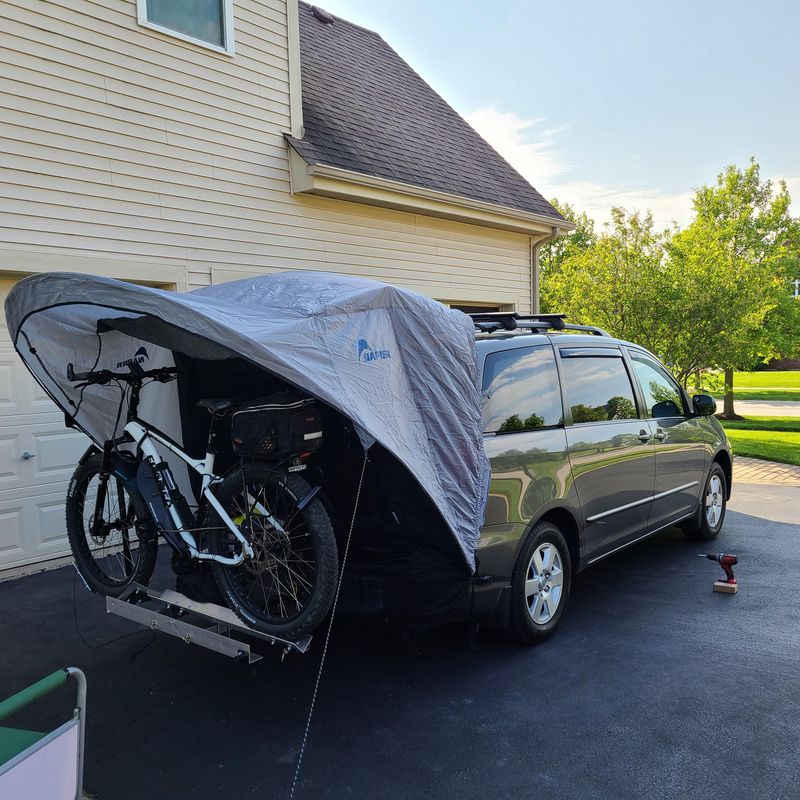 Picture 5/13 of a 2004 Toyota Sienna Van for sale in Aurora, Illinois