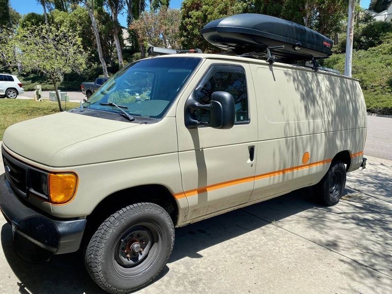 Picture 1/8 of a 2006 Ford E250 Camper Van for sale in Oceanside, California