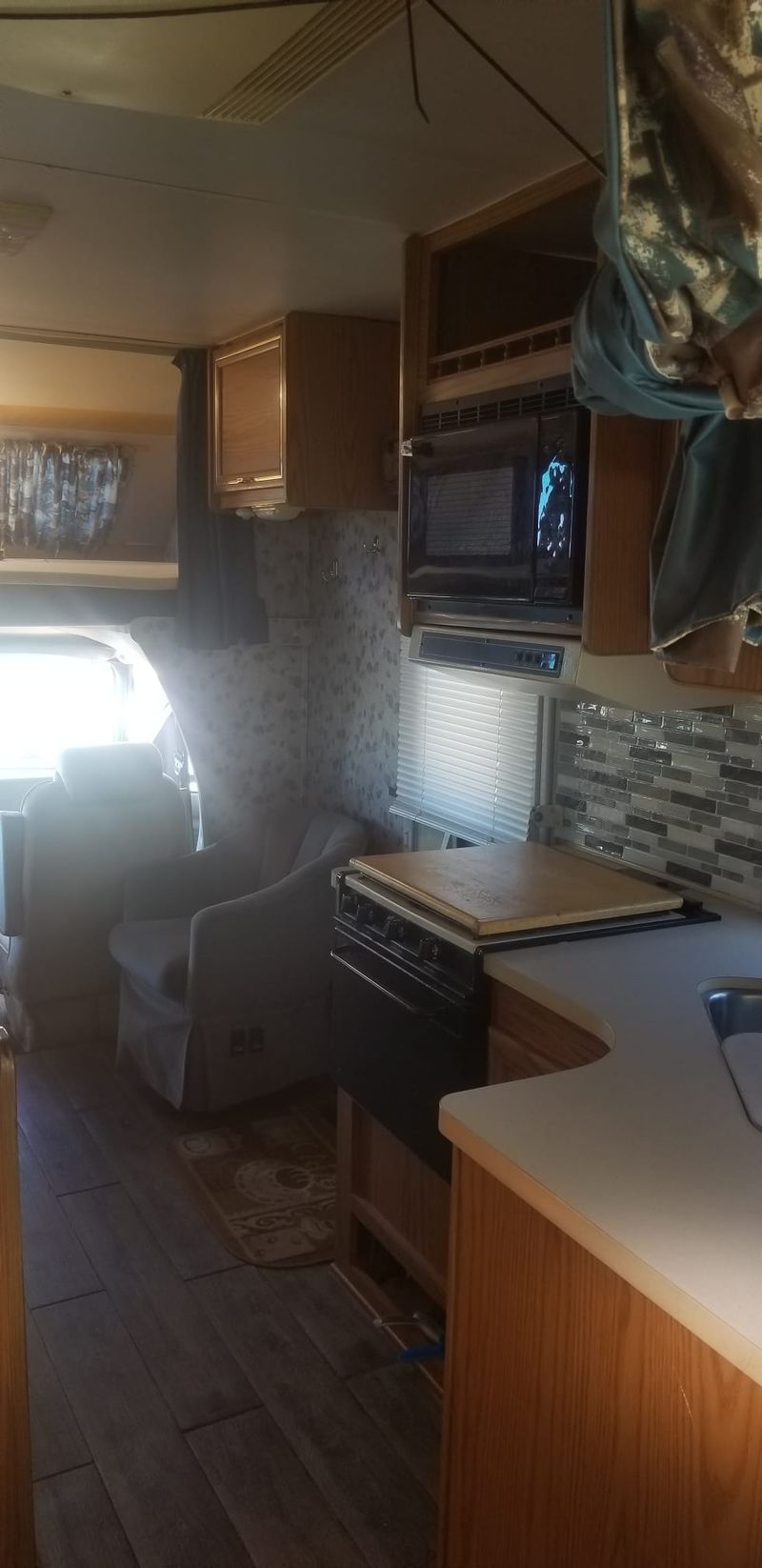 Picture 3/16 of a 1996 Itasca Winnebago 22ft LOW Miles for sale in Las Vegas, Nevada