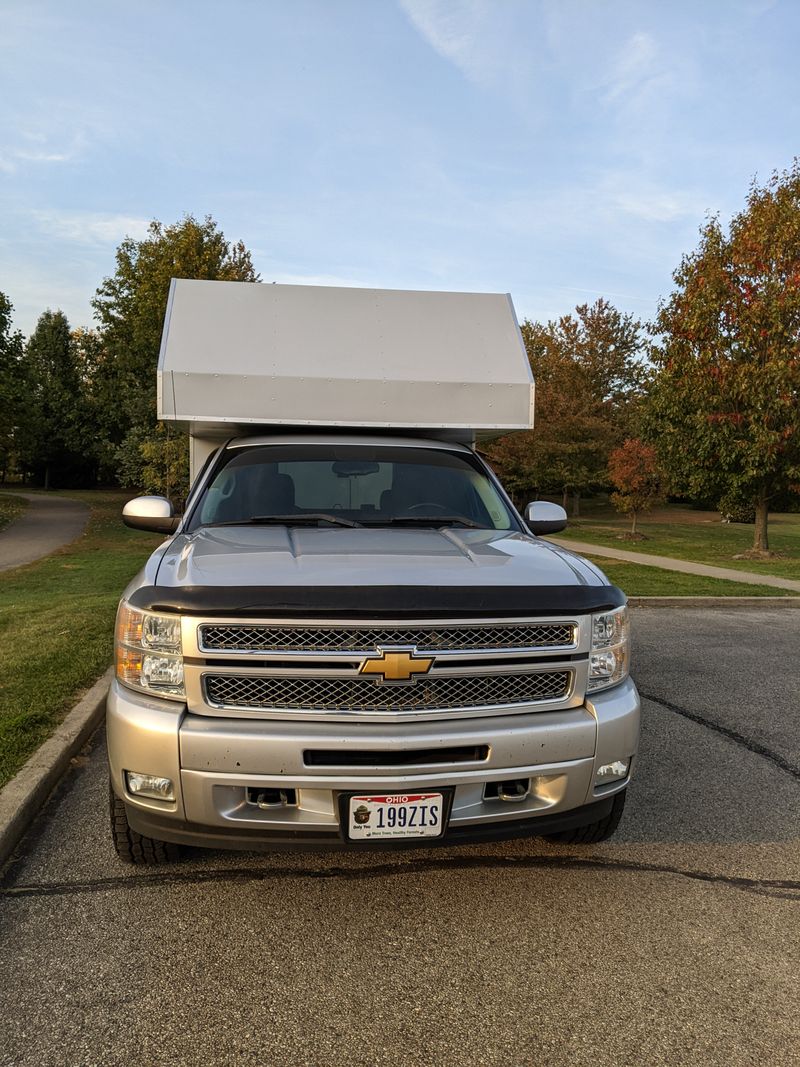 Picture 5/19 of a 2012 Overland Truck Camper for sale in Lebanon, Ohio