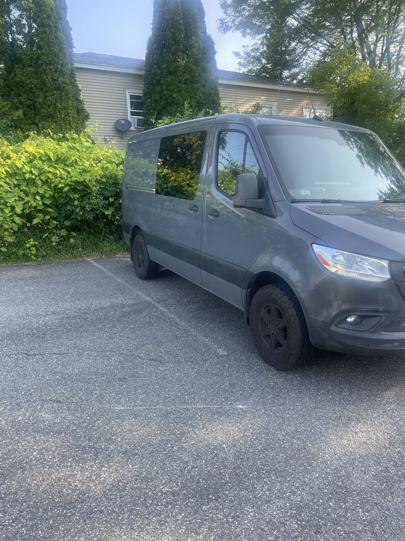 Picture 5/14 of a 2019 mercedes sprinter 144 flat roof for sale in Pittsfield, Massachusetts