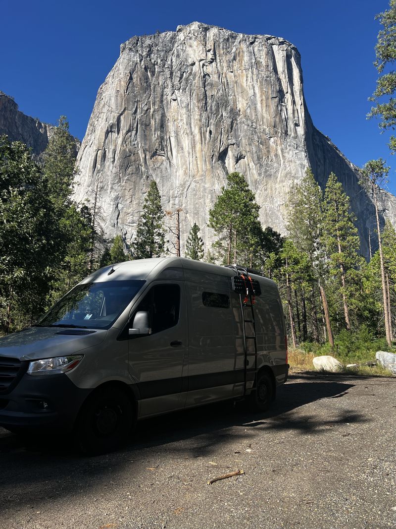 Picture 2/26 of a *Price Drop* 2021 Sprinter Van High Roof Diesel V6 for sale in Portland, Oregon