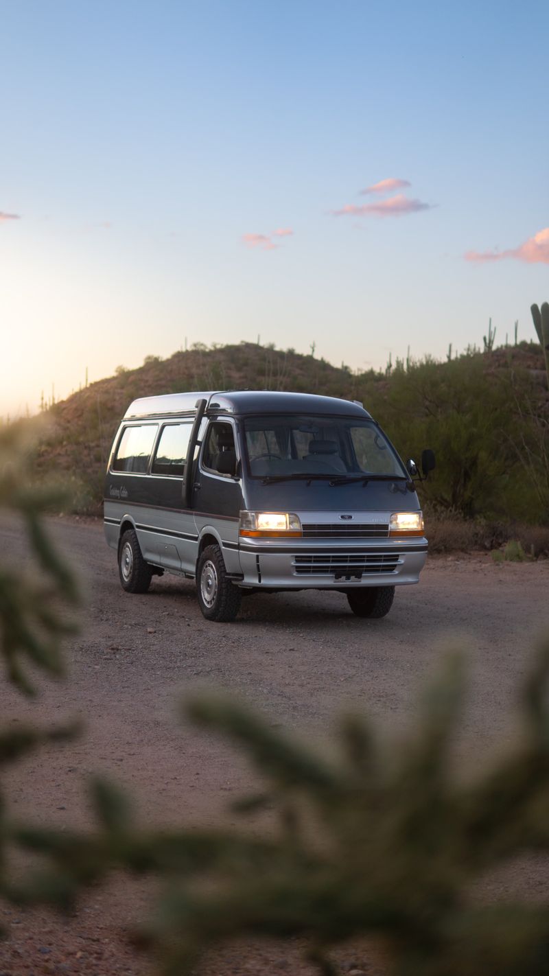 Picture 5/30 of a 1991 Toyota HIACE Cruising Cabin (Only 15K Miles!) for sale in Tucson, Arizona