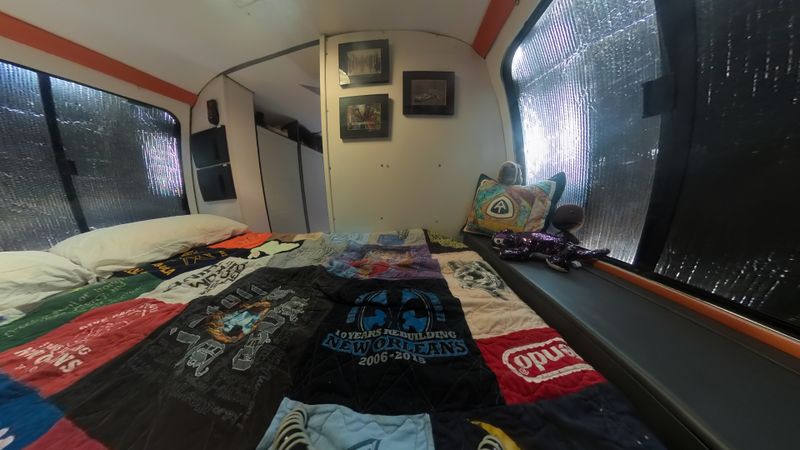 Picture 2/33 of a 1977 GMC Eleganza II Motorhome for sale in Largo, Florida
