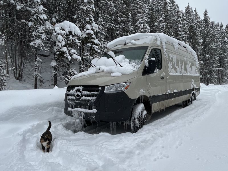 Picture 1/13 of a 2022 Mercedes Sprinter 3500 XD 4x4 for sale in Houston, Texas