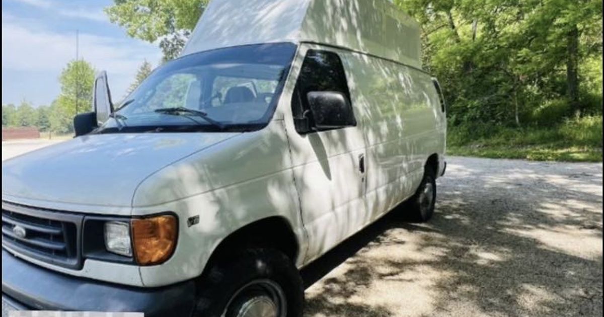 Camper Van For Sale: 2006 Ford Extra Headroom in Aurora, Colorado