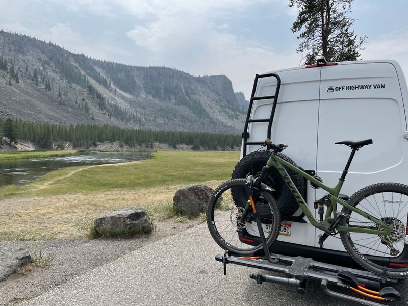 Picture 4/14 of a 2020 Mercedes Sprinter 4x4 for sale in Avon, Colorado