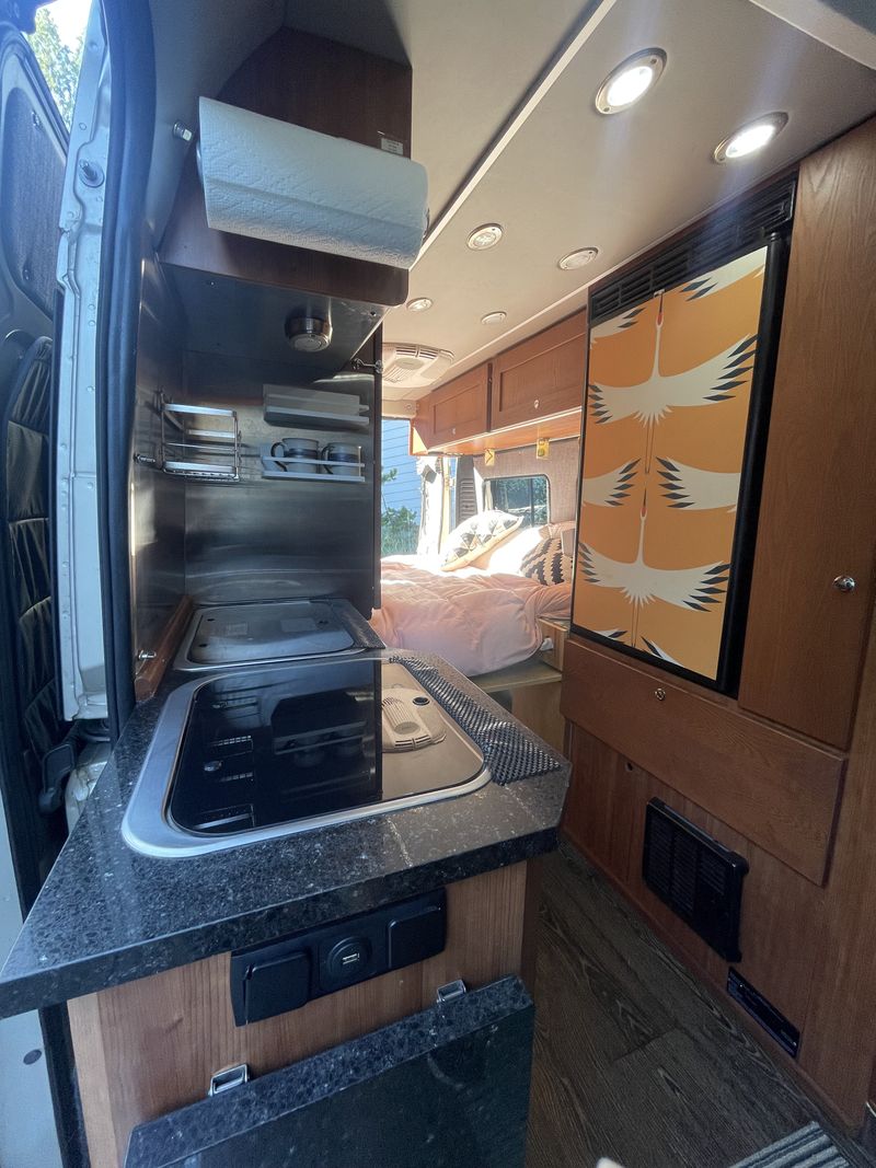 Picture 4/10 of a 2017 Roadtrek Zion for sale in Seattle, Washington