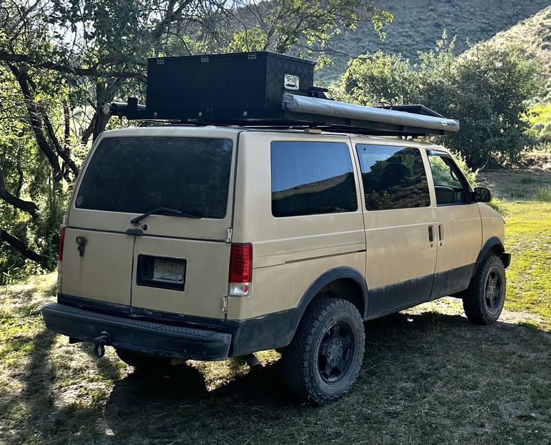 Picture 4/7 of a 2004 AWD Astro Adventure Van for sale in Gunnison, Colorado