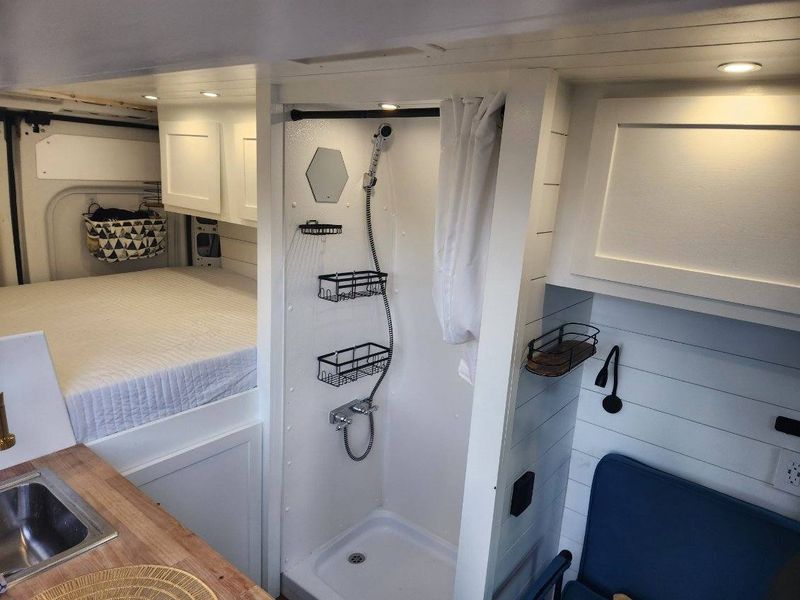 Picture 4/18 of a Off-Grid Promaster Campervan 2500 for sale in Spirit Lake, Iowa