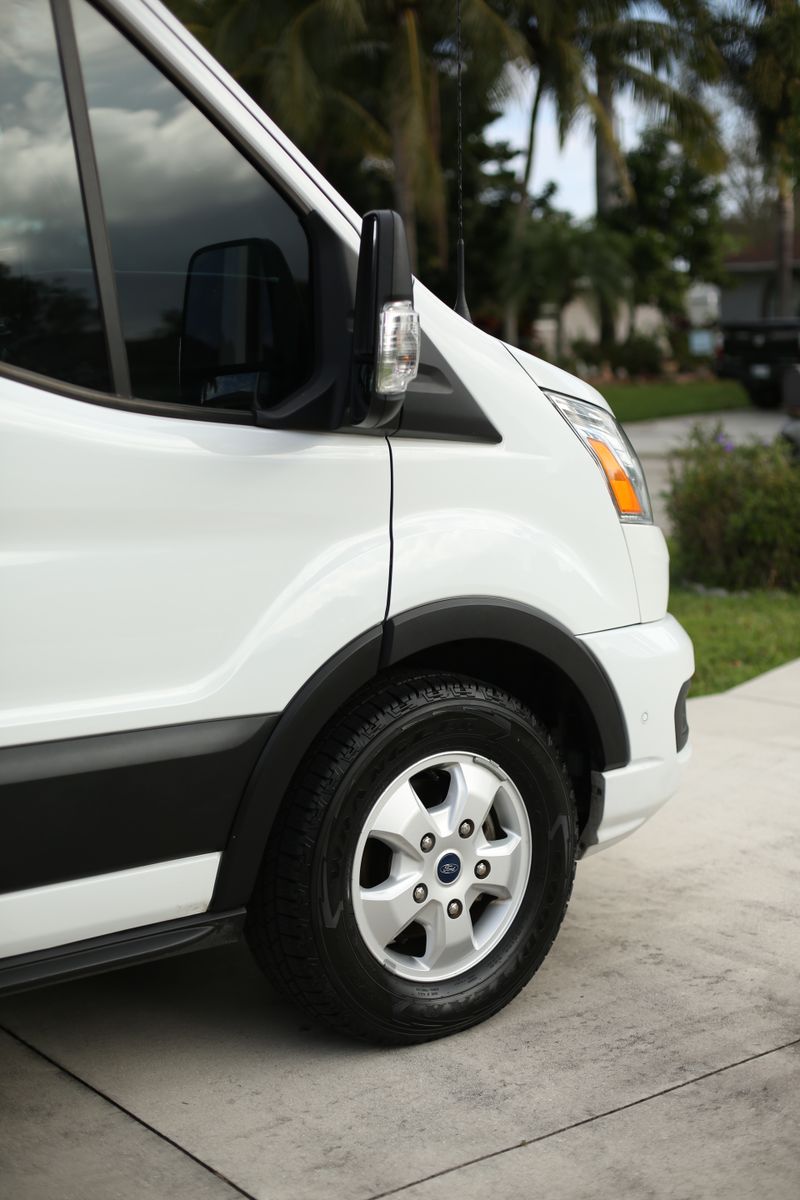 Picture 2/18 of a 2020 Ford Transit Mid-roof Passenger Wagon for sale in Cape Coral, Florida