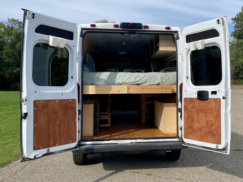 Picture 4/24 of a 2021 Camping Van -- 56K miles for sale in Minneapolis, Minnesota