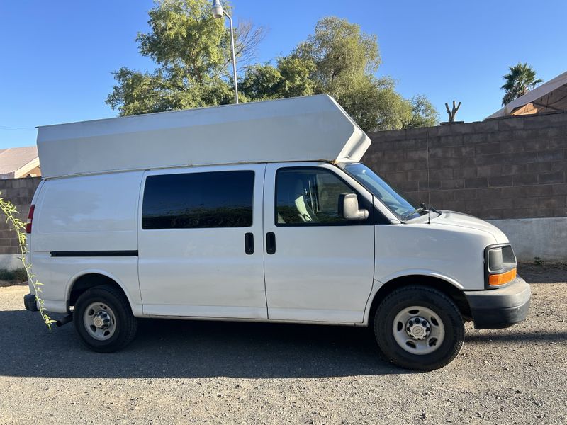 Picture 4/18 of a 2011 Chevrolet Express 2500 Cargo Van for sale in Sacramento, California