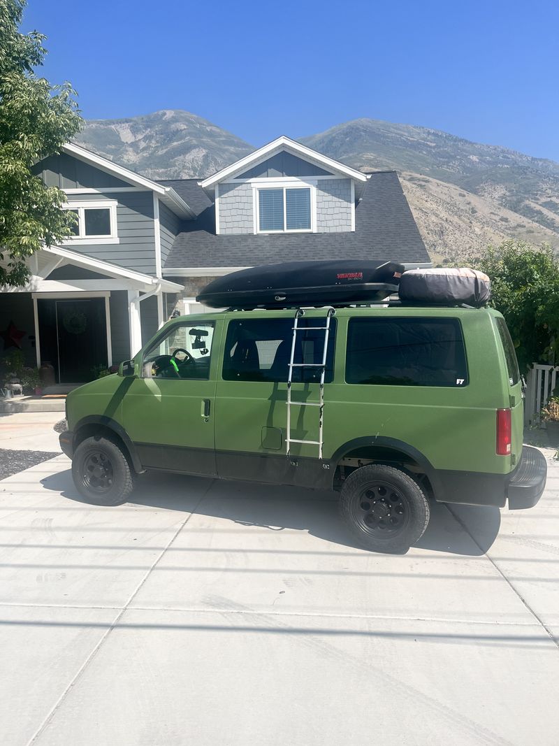 Picture 3/15 of a AWD 2004 Chevy Astro  for sale in Salt Lake City, Utah